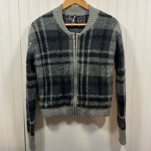 Free People crewneck zip up cropped sweater